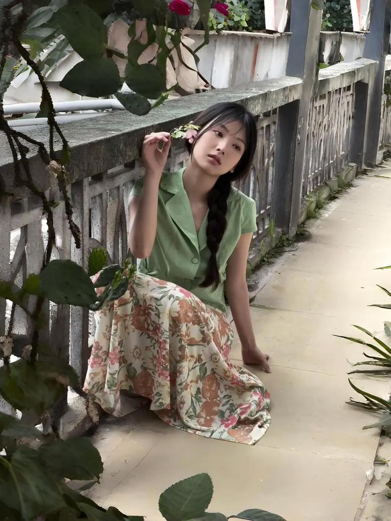 广东广州：三角梅盛放